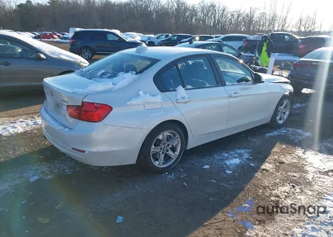 2013 BMW 328I xDrive z USA, uszkodzony, nr VIN WBA3B5C53DF592988